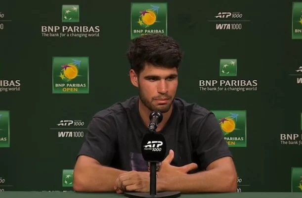 Carlos Alcaraz „s-a închinat” la Medvedev, după ce a fost eliminat de către rus de la Indian Wells. Discursul ibericului a șocat audiența. „A jucat ireal!”