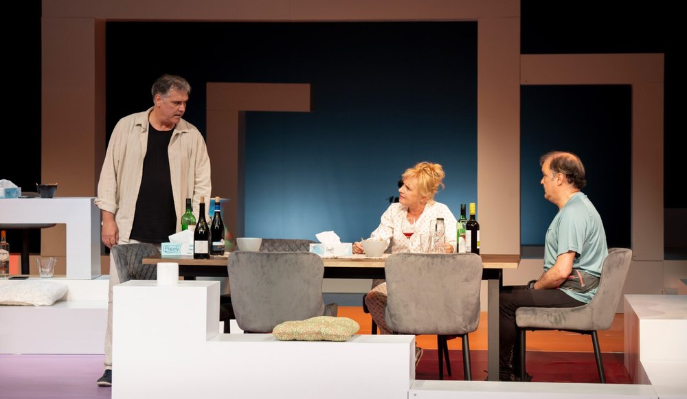 O familie eșuată pe scena Teatrului Bulandra