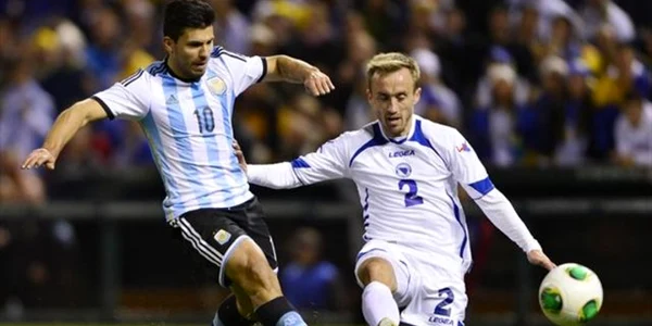 Aguero Bosnia FOTO Reuters