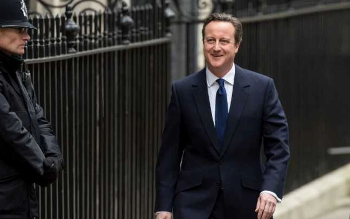 Premierul britanic David Cameron a depus mandatul guvernului