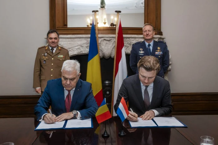 Semnarea scrisorii de intenție privind Centrul European de Instruire F-16 din România. FOTO MApN