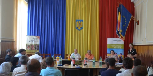 Evenimentul a avut loc în sala mare a Primăriei Negreşti FOTO