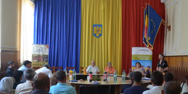 Evenimentul a avut loc în sala mare a Primăriei Negreşti FOTO