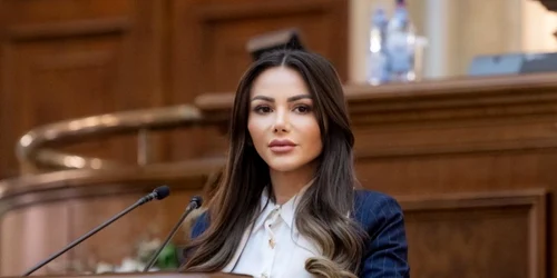 valentina aldea foto facebook png