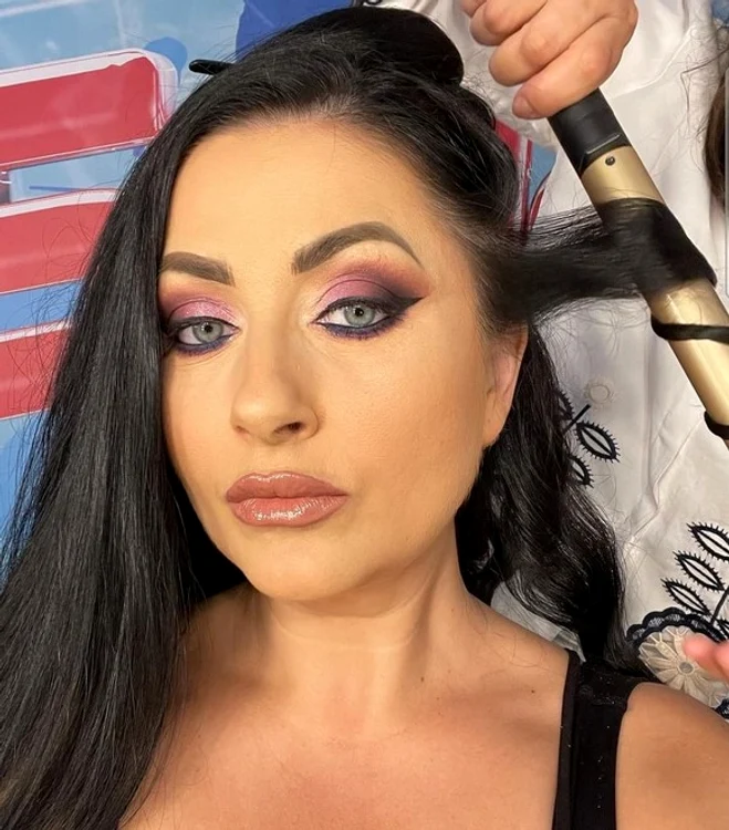 
    Gabriela Cristea și-a injectat buzele cu acid hialuronicFoto: Instagram  