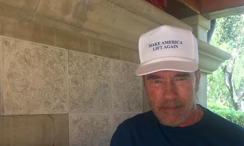 Arnold Schwarzenegger acasa jpeg