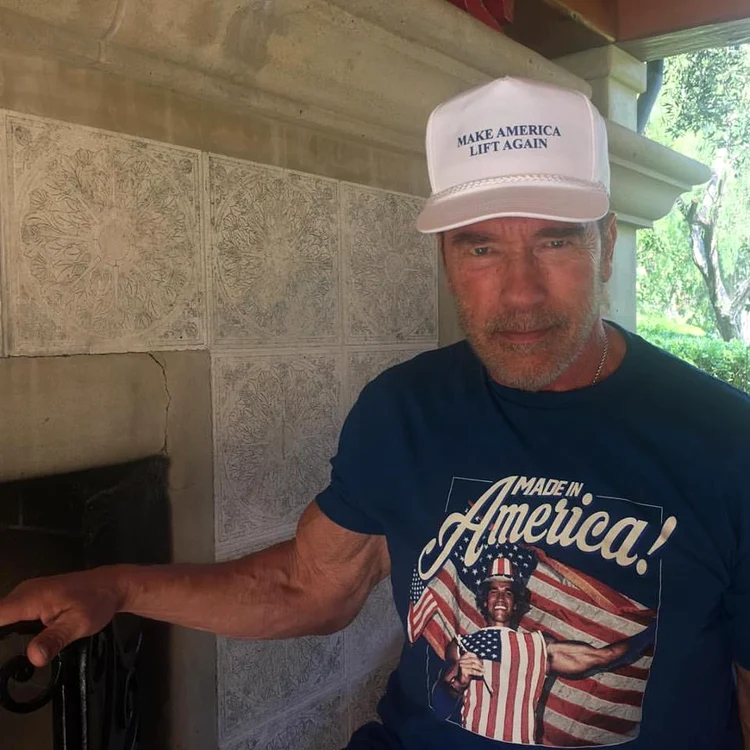 Arnold Schwarzenegger acasa jpeg