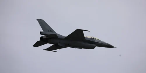 Centru F16 86AB (24) JPG