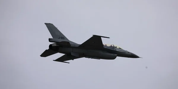 Centru F16 86AB (24) JPG