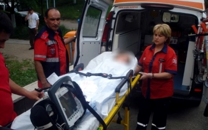 Cei doi copii au ajuns la spital la inteval de o oră fiecare FOTO:adevarul