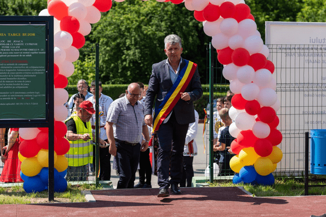Primarul orașului Târgu Bujor, acuzat de incompatibilitate. Ce îi impută ANI