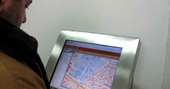 Contribuabilii din Galaţi vor putea verifica plăţile efectuate cu cardul