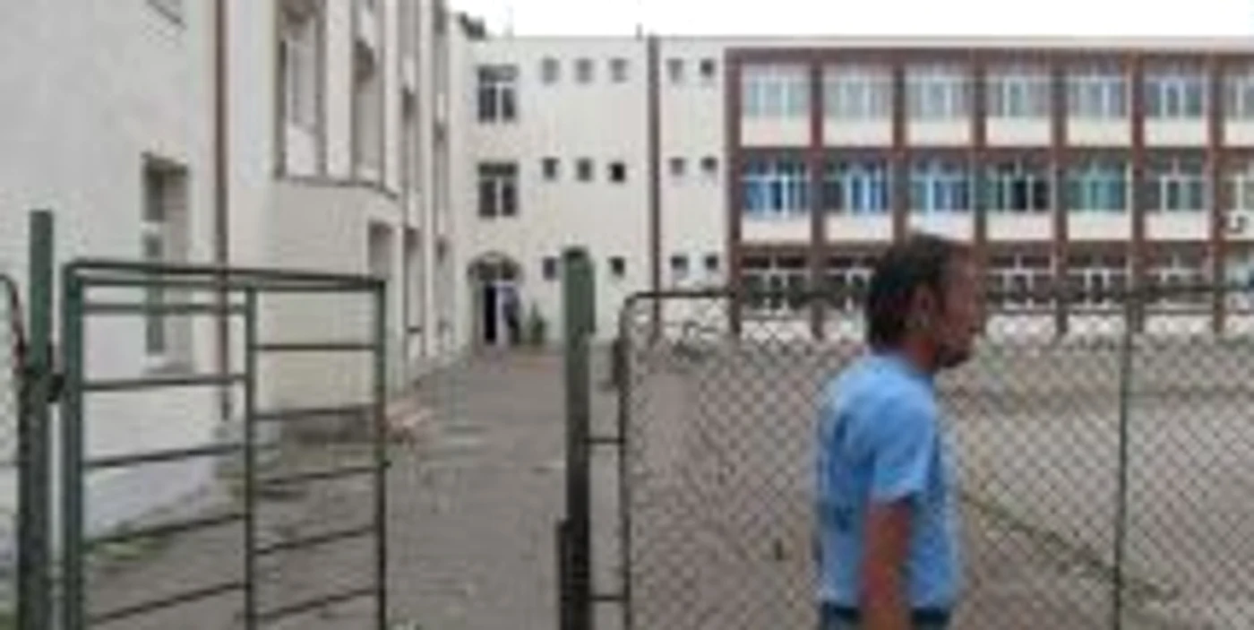 Incidentul s-a petrecut într-o scară de bloc din apropierea Şcolii "Nicolae Bălcescu"
