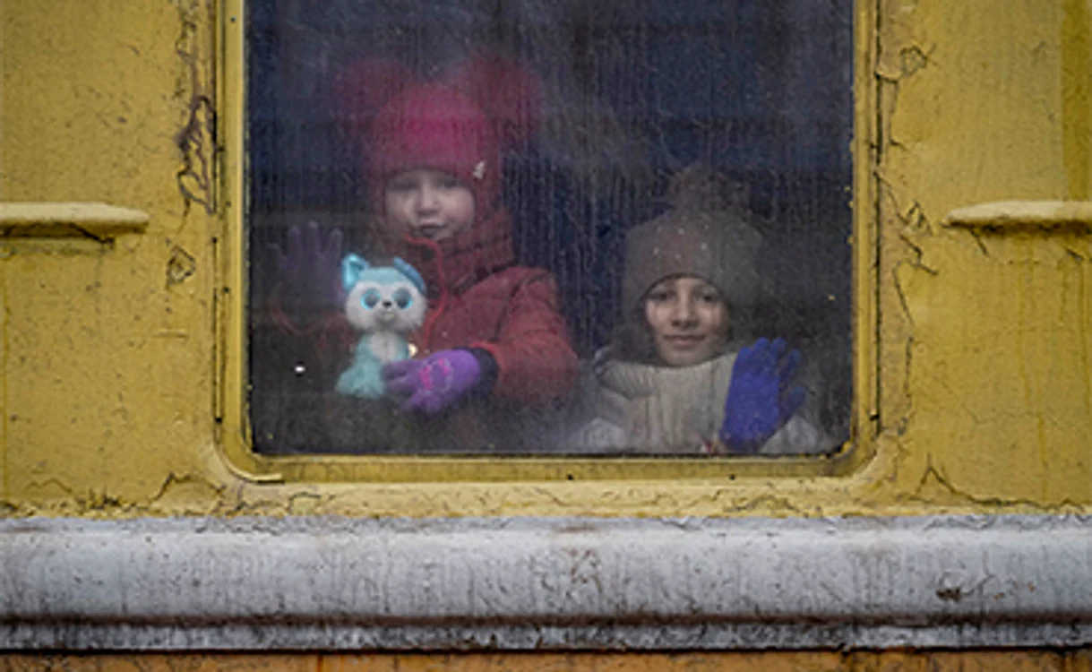 Trenurile pleacă zilnic din Kiev spre orașele din vestul Ucrainei