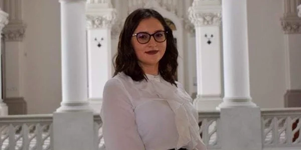 Teodora Cosmina Chiuoru 1 FOTO Teach for Romania (1) jpg