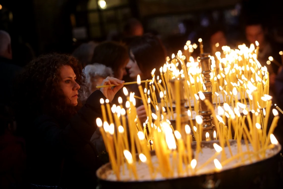 Femeii i-a fost recunoscută demnitatea în Noul Testament FOTO 123 RF