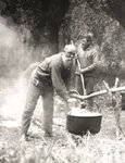 Popas (culinar) al Regelui Ferdinand în Delta Dunării, cu ciorbă pescărească și crapi la proțap png