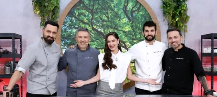 Irina Fodor, alături de cei patru bucătari de la Chefi la cuțite foto: Antena 1