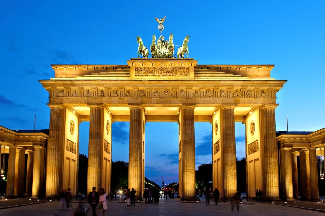 Zeci de mii de români trăiesc şi muncesc la Berlin FOTO: wikipedia.org