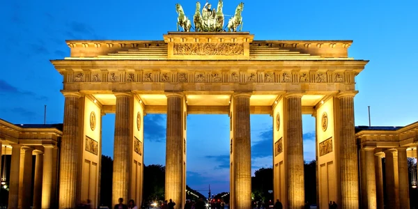 poarta brandenburg berlin germania foto wikipedia.org