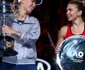 Simona Halep si Caroline Wozniacki - trofeu FOTO Getti Images