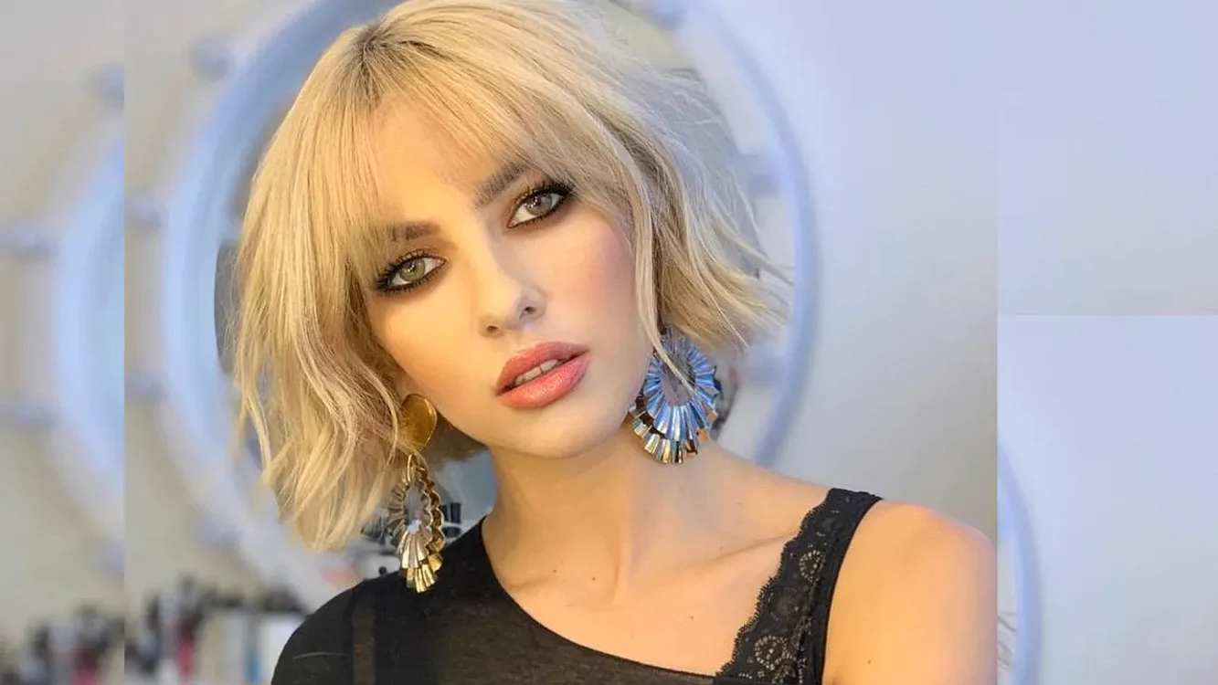 Lidia Buble s-a fotografiat provocator de Revelion Sursă foto: Arhivă personală 