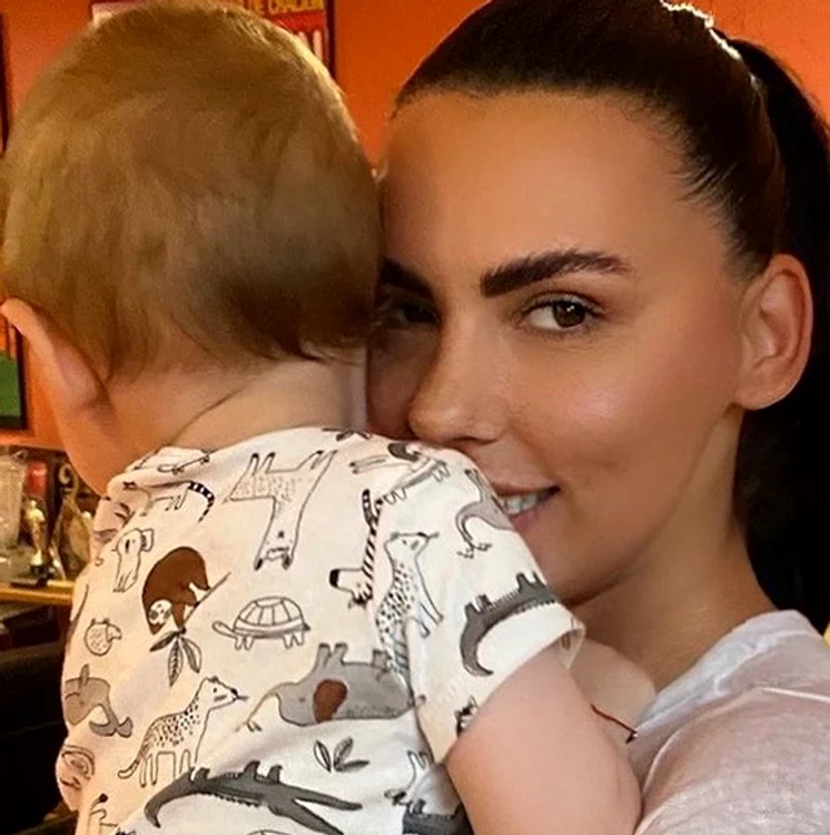 
    Lavinia Pârva preferă să păstreze discreția asupra vieții sale de familie Sursă foto: Blitz!  