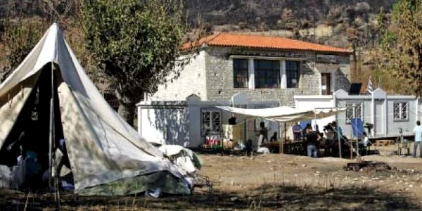 Case neterminate dinadins pentru impozit mai mic   Foto: Reuters