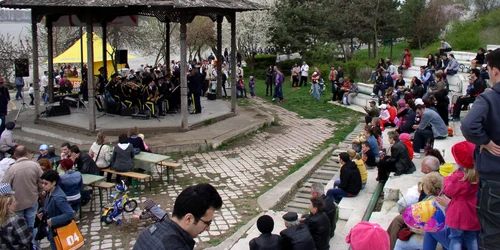 Fanfara Centrului Cultural, concertând la Festivalul Scrumbiei 2012