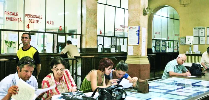 Aşa cum contribuabilii plătesc penalităţi de întârziere, şi statul va putea fi sancţionat de contribuabilii la care este dator