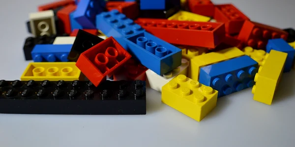 lego 674880 1280 jpg