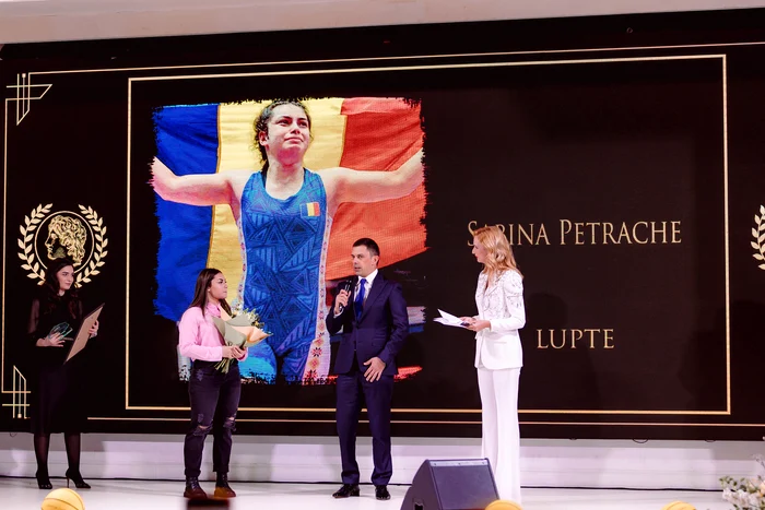 Ministrul Sporturilor, Eduard Novak (centru), a fost prezent la eveniment