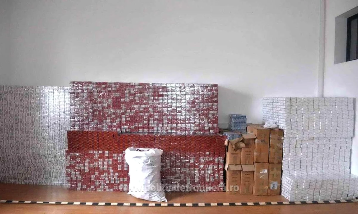 Ţigări de contrabandă de aproape un milion de lei confiscate de poliţiştii de frontieră. FOTO Poliţia de Frontieră