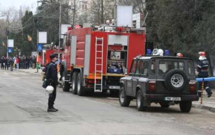 Un copil a provocat un incendiu de proporţii în Harghita