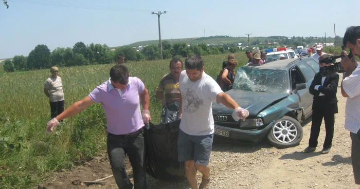 Maşina care le-a accidentat pe cele două femei