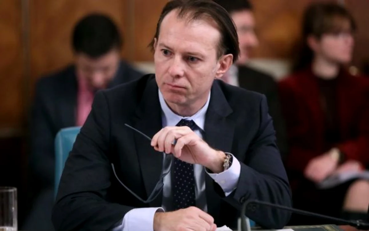
    Cristian Ghinea, ministrul propus al Investiţiilor şi Proiectelor Europene, audiat de Comisia de specialitate din Parlament Sursa foto: INQUAM PHOTOS/George Călin  