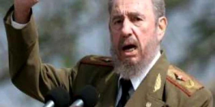 Fidel Castro susţine decizia fratelui său de a demite unii miniştri, consideraţi apropiaţi ai săi