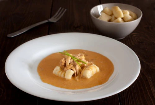 paprikas de pui gnocchi shutterstock 190903970 jpeg