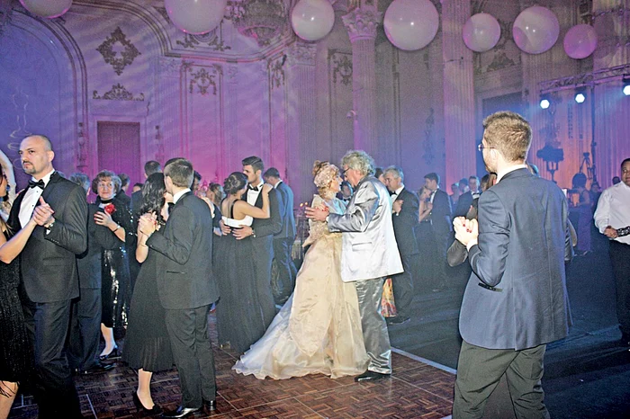 Rodica a dansat cu soţul ei