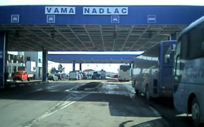 La Nădlac au fost prinse patru persoane