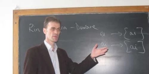 Alexandru Iacob, profesor de geografie la CN „Petru Rareș”