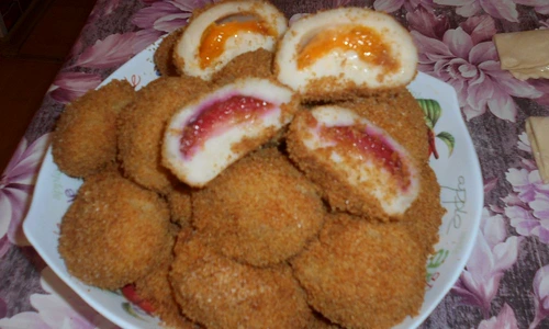 galuste cu prune si caise jpeg