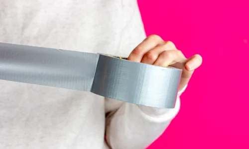 banda adeziva_shutterstock 1987068929 jpg