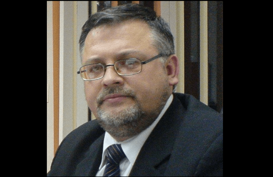 A murit rectorul Universității de Petrol-Gaze din Ploiești. Profesorul Florin Dinu avea 61 de ani