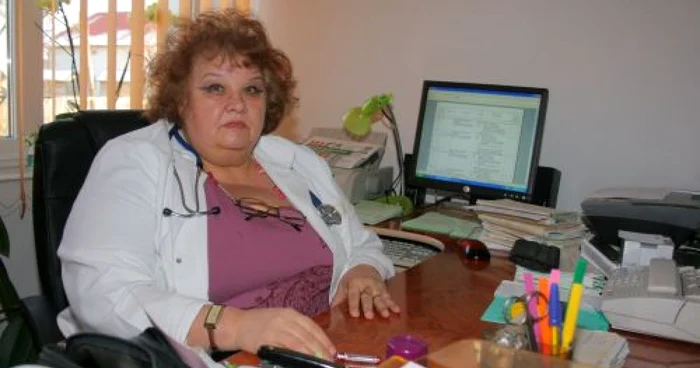 Medicul Mihaela Covrig consideră inacceptabile condiţiile impuse prin noul contract