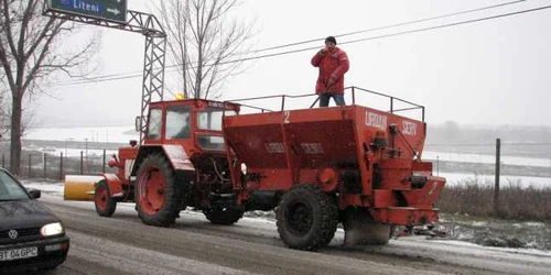 Drumarii nu au reuşit să acopere stocul necesar de antiderapant şi motorină 
