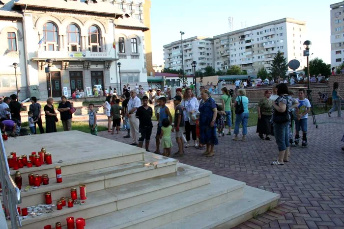 Pelerinaj la biserica din Piaţa Unirii