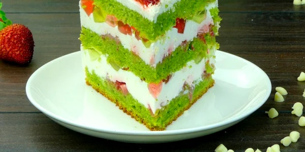 tort capsuni spanac