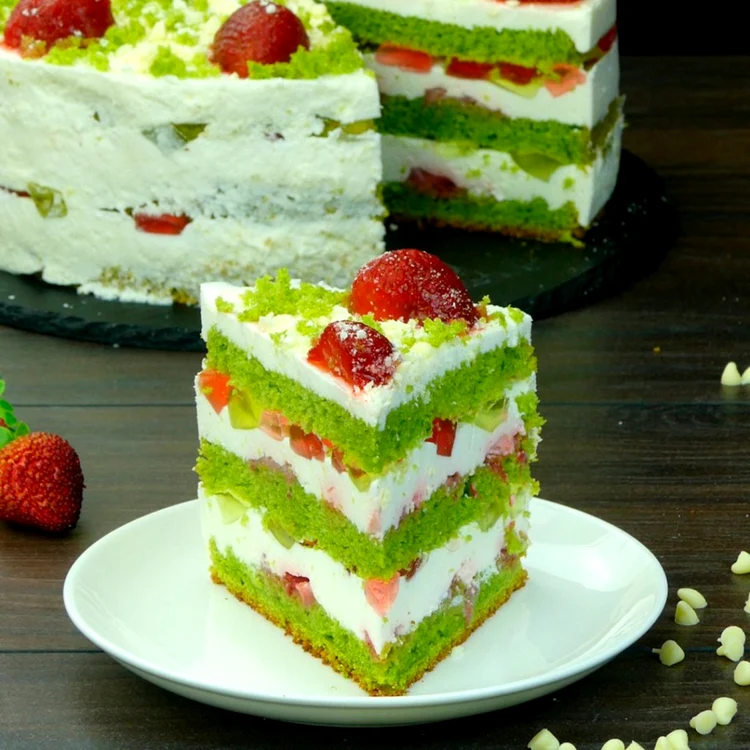tort capsuni spanac