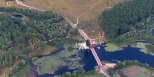 Ucrainenii aruncă în aer podurile din regiunea Kursk FOTO Captură Video
